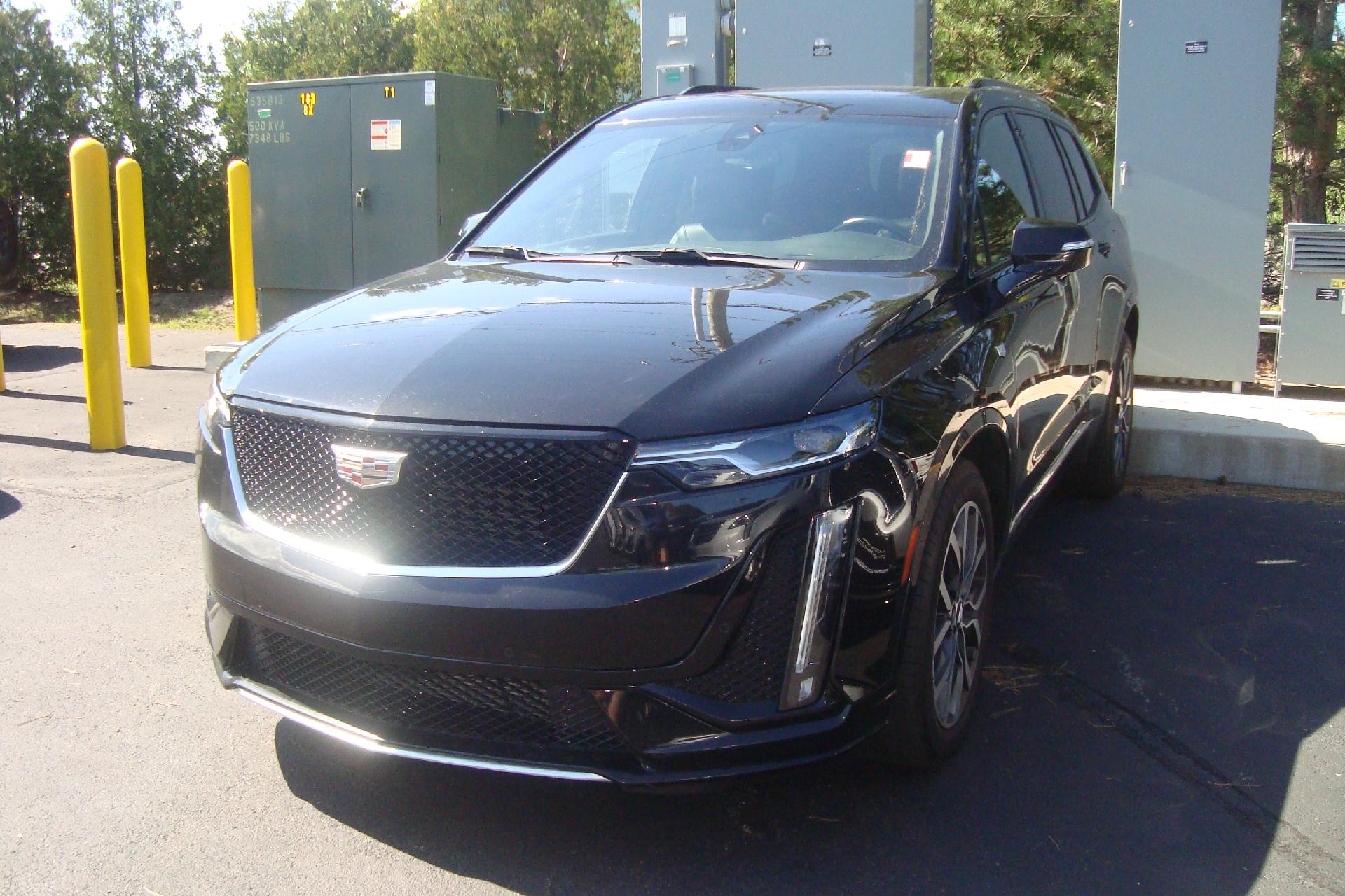 2025 Cadillac XT6 Vehicle Photo in PORTSMOUTH, NH 03801-4196