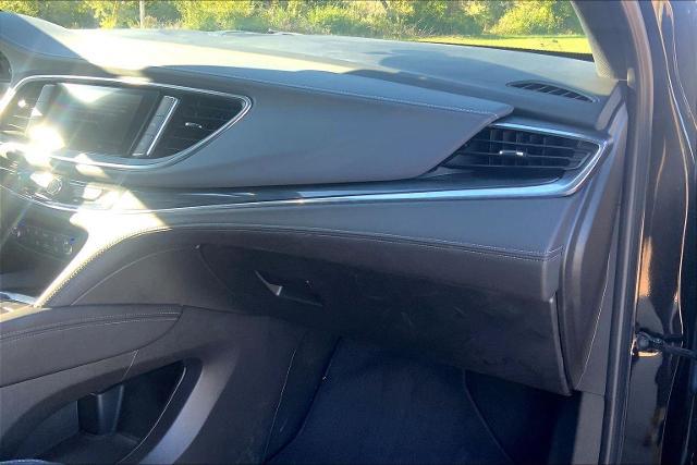 2023 Buick Enclave Vehicle Photo in TOPEKA, KS 66609-0000