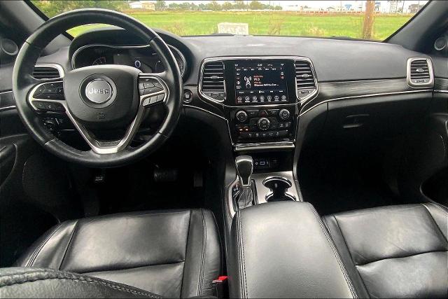 2022 Jeep Grand Cherokee WK Vehicle Photo in TOPEKA, KS 66609-0000