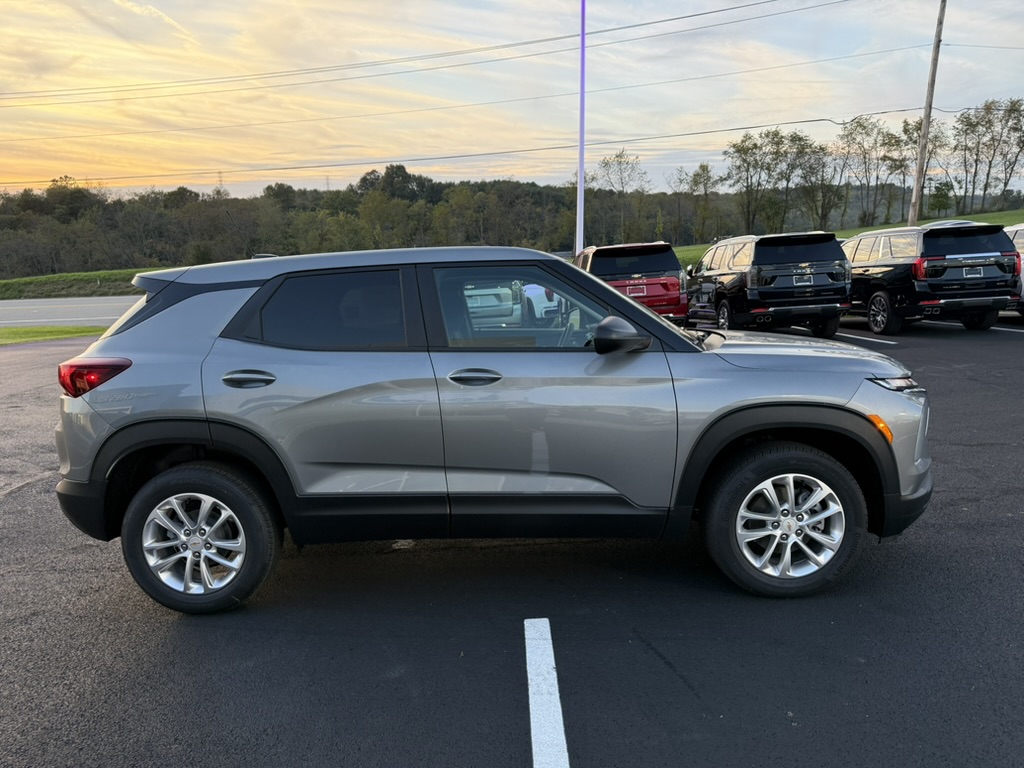 2026 Chevrolet Trailblazer photo 6 of 9