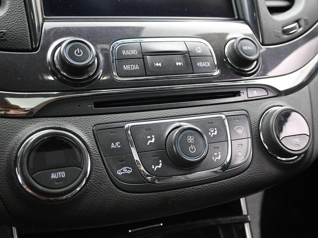 2017 Chevrolet Impala Vehicle Photo in Cedar Rapids, IA 52402