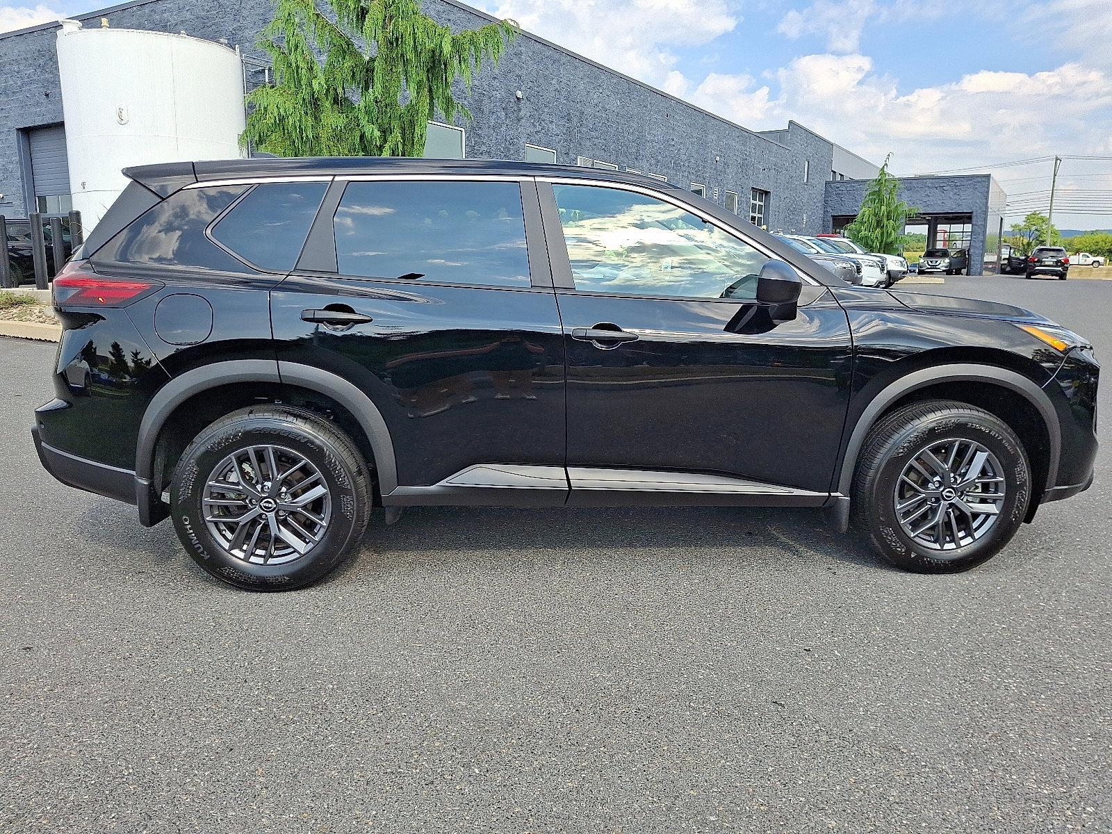 2025 Nissan Rogue Vehicle Photo in Mechanicsburg, PA 17050-2306