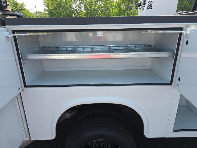 2024 Chevrolet Silverado Chassis Cab Vehicle Photo in INDEPENDENCE, MO 64055-1314