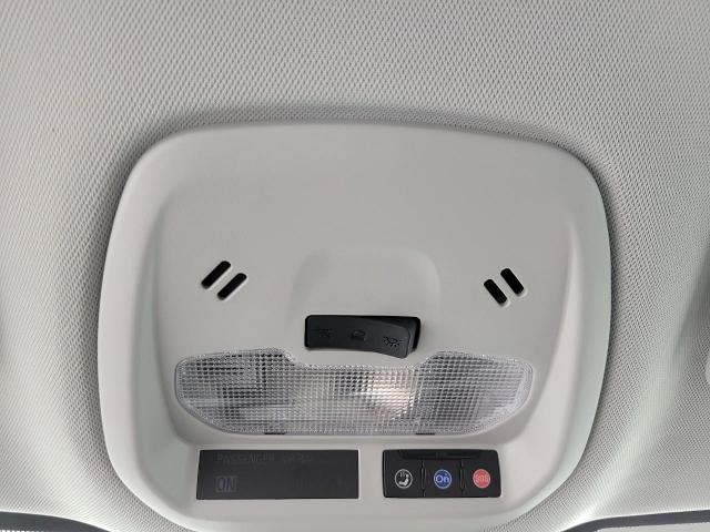 2024 Chevrolet Trax Vehicle Photo in NEENAH, WI 54956-2243
