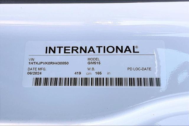 2024 Chevrolet Silverado Chassis Cab Vehicle Photo in INDEPENDENCE, MO 64055-1314