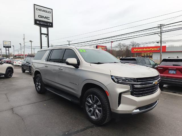 2022 Chevrolet Suburban Vehicle Photo in GIRARD, PA 16417-1715