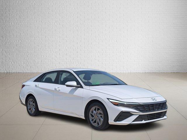 2024 Hyundai ELANTRA Vehicle Photo in Hattiesburg, MS 39402