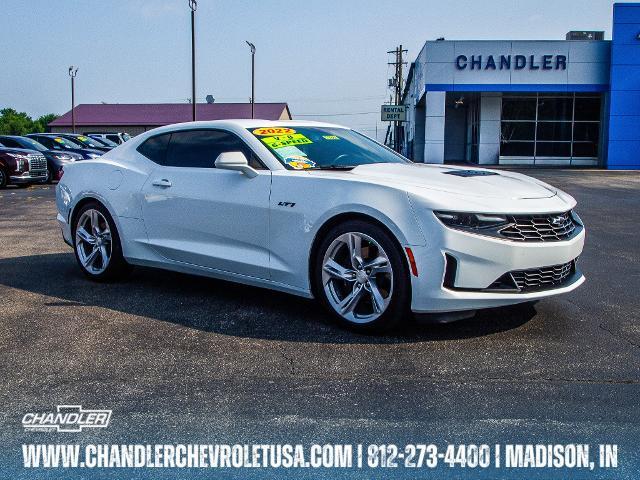 2022 Chevrolet Camaro Vehicle Photo in MADISON, IN 47250-1611