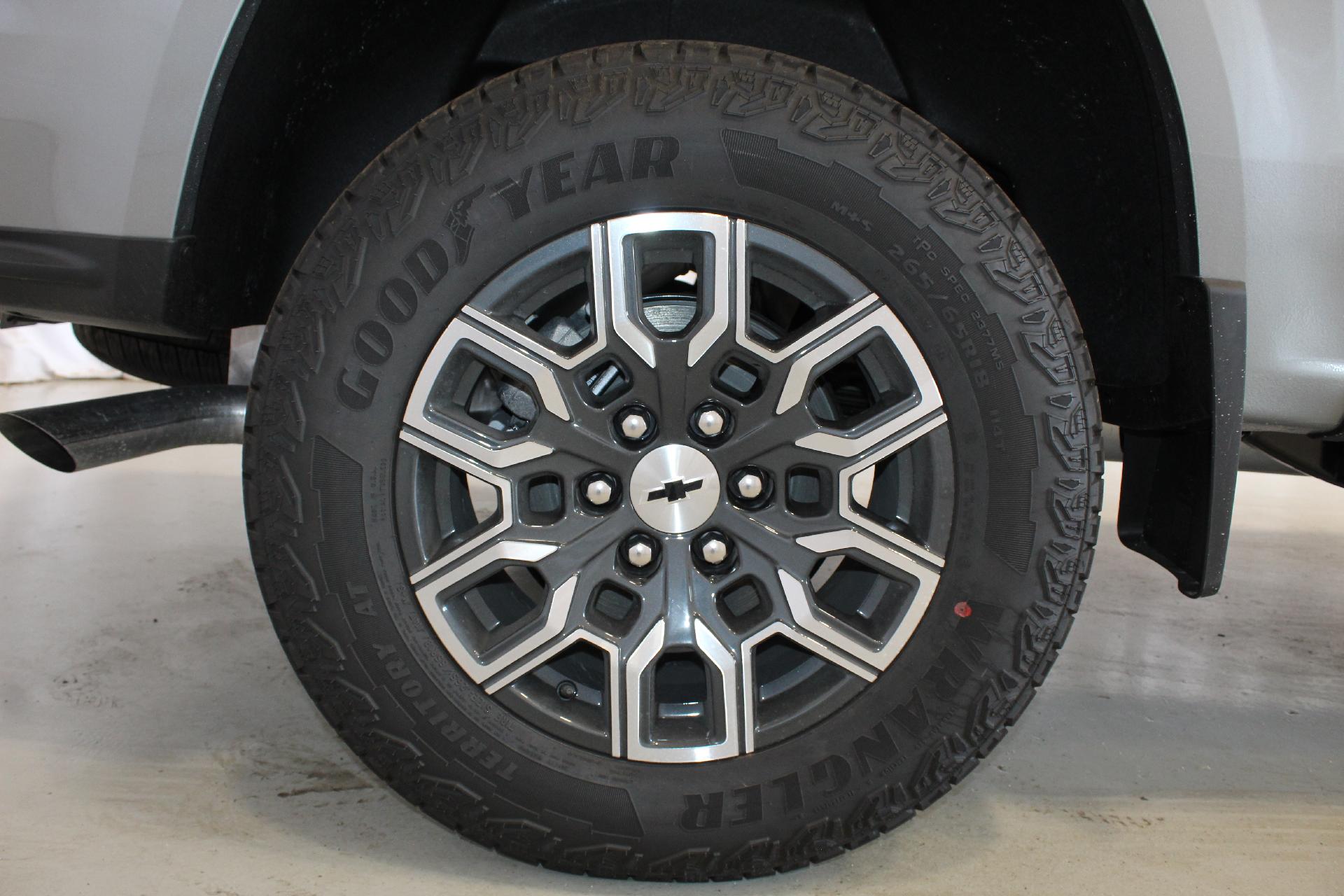 2026 Chevrolet Colorado Vehicle Photo in NORTHAMPTON, MA 01060-1120
