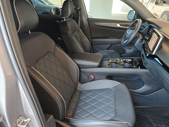 2024 Volkswagen Atlas Cross Sport Vehicle Photo in Weatherford, TX 76087