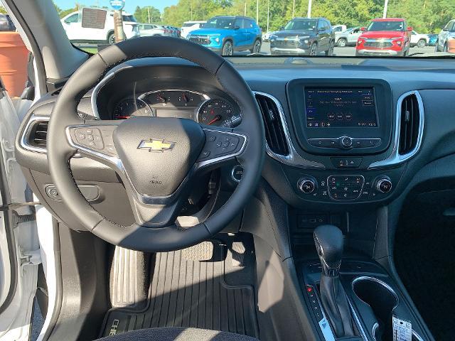 2022 Chevrolet Equinox Vehicle Photo in MOON TOWNSHIP, PA 15108-2571