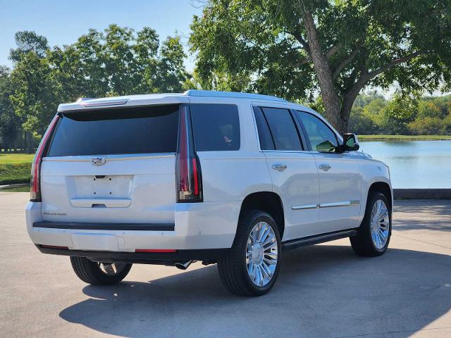 2018 Cadillac Escalade Vehicle Photo in DENTON, TX 76210-9321