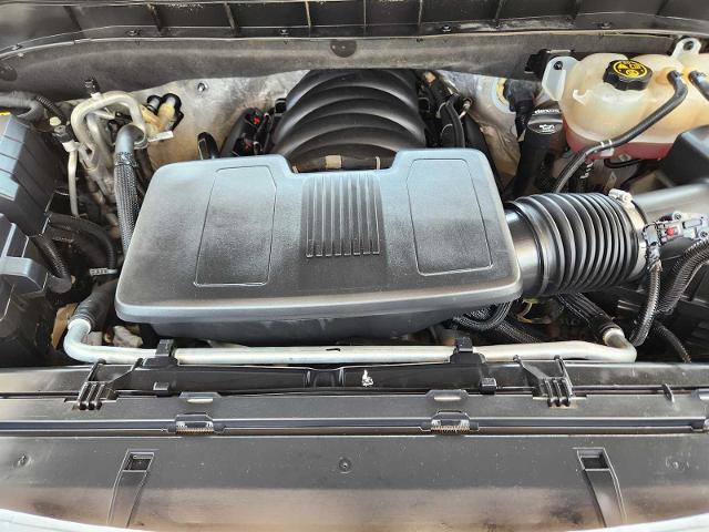 2023 Chevrolet Suburban Vehicle Photo in DENTON, TX 76210-9321