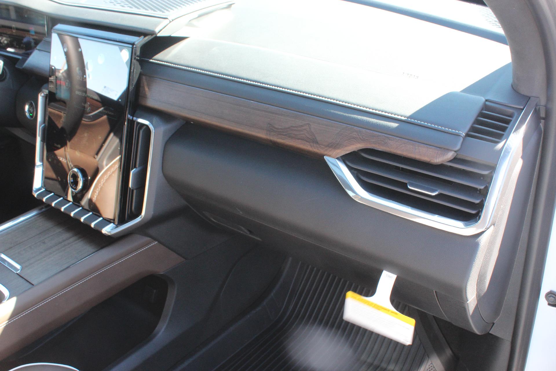 2026 GMC Acadia Vehicle Photo in AURORA, CO 80012-4011