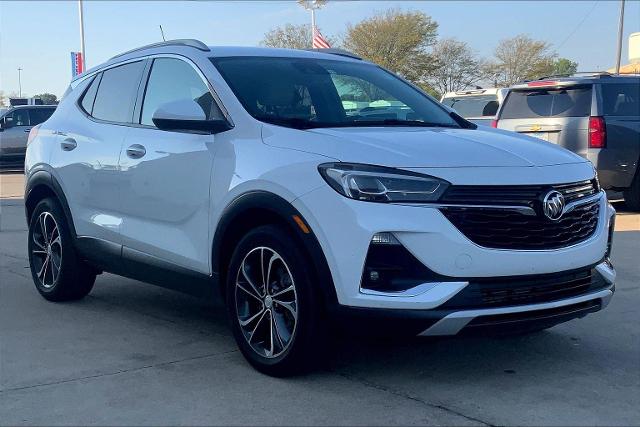2021 Buick Encore GX Vehicle Photo in TOPEKA, KS 66609-0000