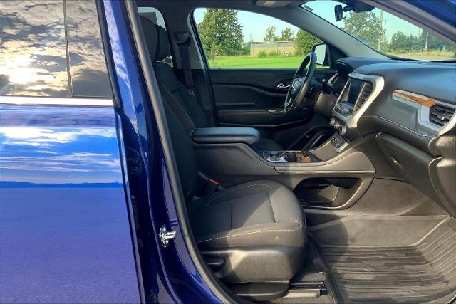 2023 GMC Acadia Vehicle Photo in TOPEKA, KS 66609-0000