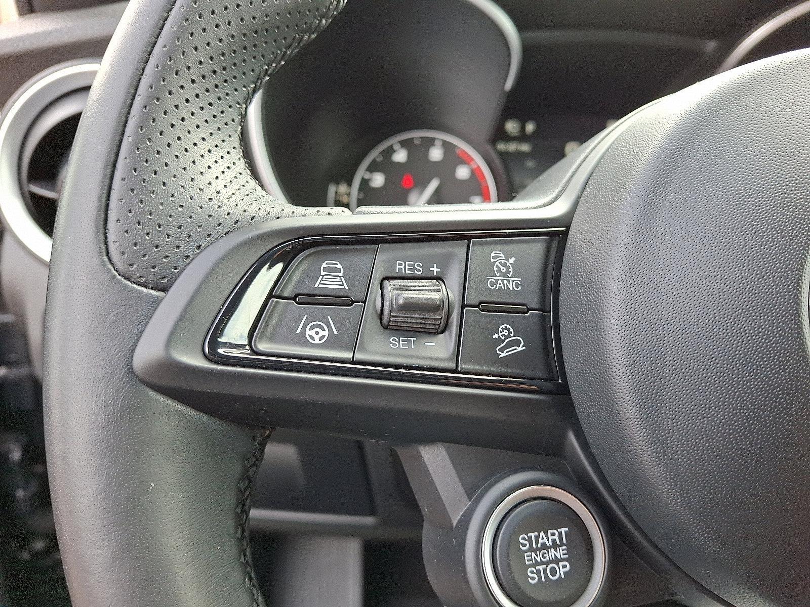 2022 Alfa Romeo Stelvio Vehicle Photo in Willow Grove, PA 19090