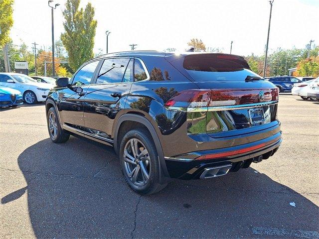 2024 Volkswagen Atlas Cross Sport Vehicle Photo in Willow Grove, PA 19090