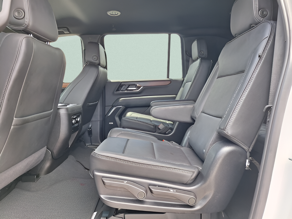 2025 GMC Yukon XL Denali - 11