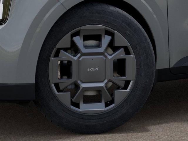 2025 Kia Carnival Hybrid Vehicle Photo in Westbrook, ME 04092