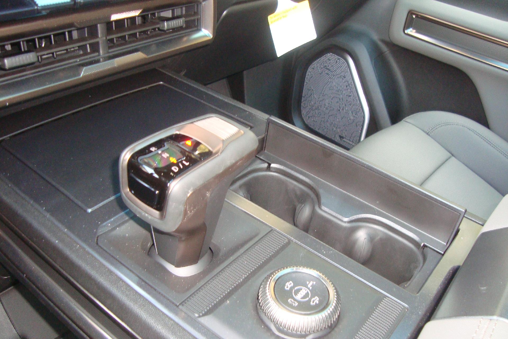 2025 GMC HUMMER EV Pickup Vehicle Photo in PORTSMOUTH, NH 03801-4196