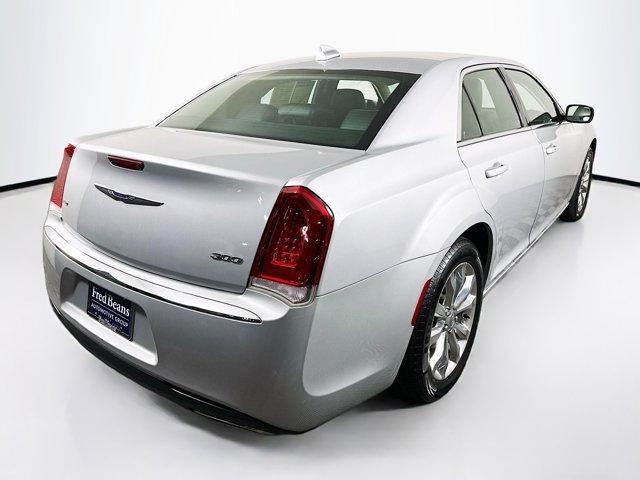 2020 Chrysler 300 Vehicle Photo in Flemington, NJ 08822
