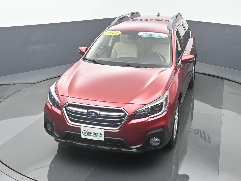 2019 Subaru Outback Vehicle Photo in Marion, IA 52302