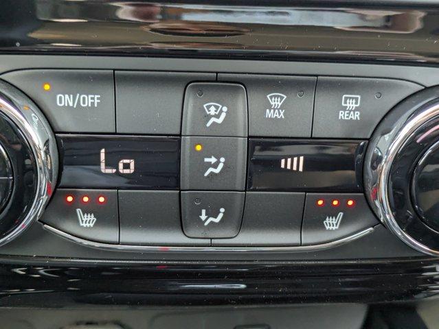 2025 Chevrolet Trax Vehicle Photo in BRUNSWICK, GA 31525-1881