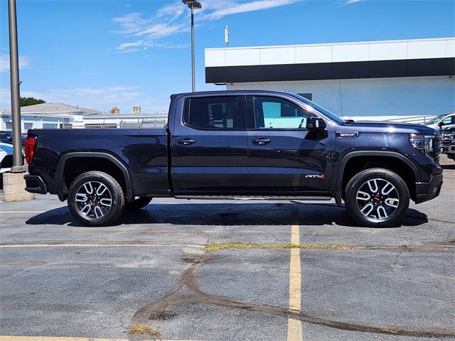 2022 GMC Sierra 1500 Vehicle Photo in AURORA, CO 80012-4011