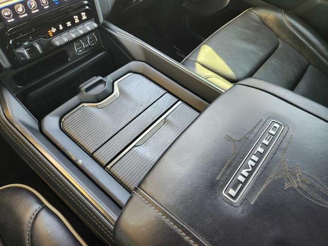 2021 Ram 1500 Vehicle Photo in DENTON, TX 76210-9321
