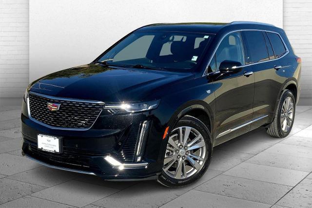 2025 Cadillac XT6 Vehicle Photo in KANSAS CITY, MO 64114-4545