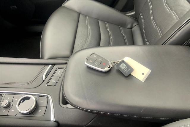 2024 Cadillac XT6 Vehicle Photo in TOPEKA, KS 66609-0000