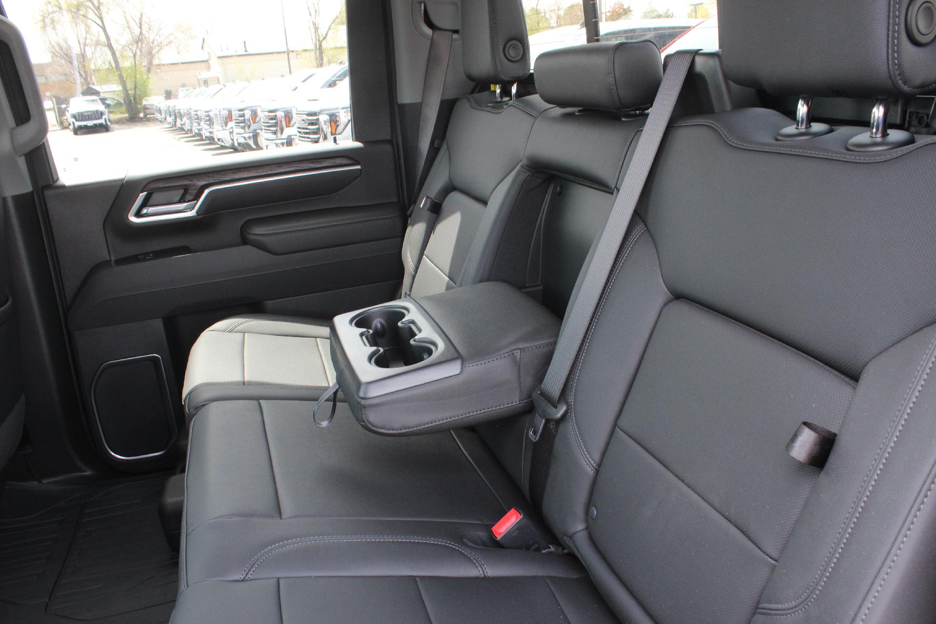 2025 GMC Sierra 3500 HD Vehicle Photo in AURORA, CO 80012-4011