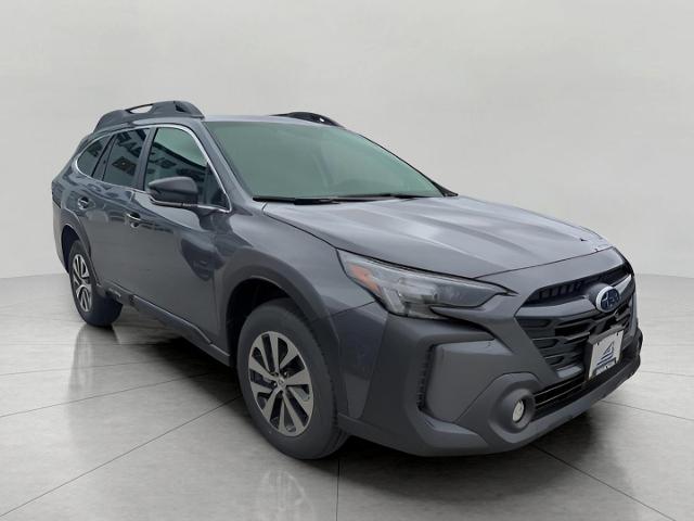 2025 Subaru Outback Vehicle Photo in Neenah, WI 54956