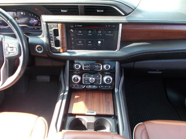 2023 GMC Yukon XL Vehicle Photo in LOWELL, MA 01852-4336