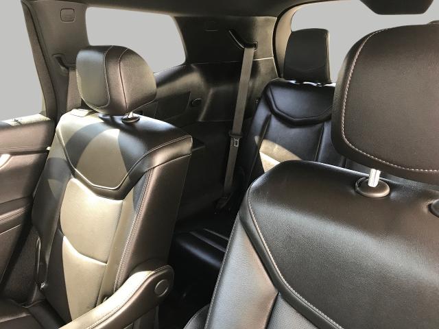 2025 Cadillac XT6 Vehicle Photo in GREEN BAY, WI 54303-3330