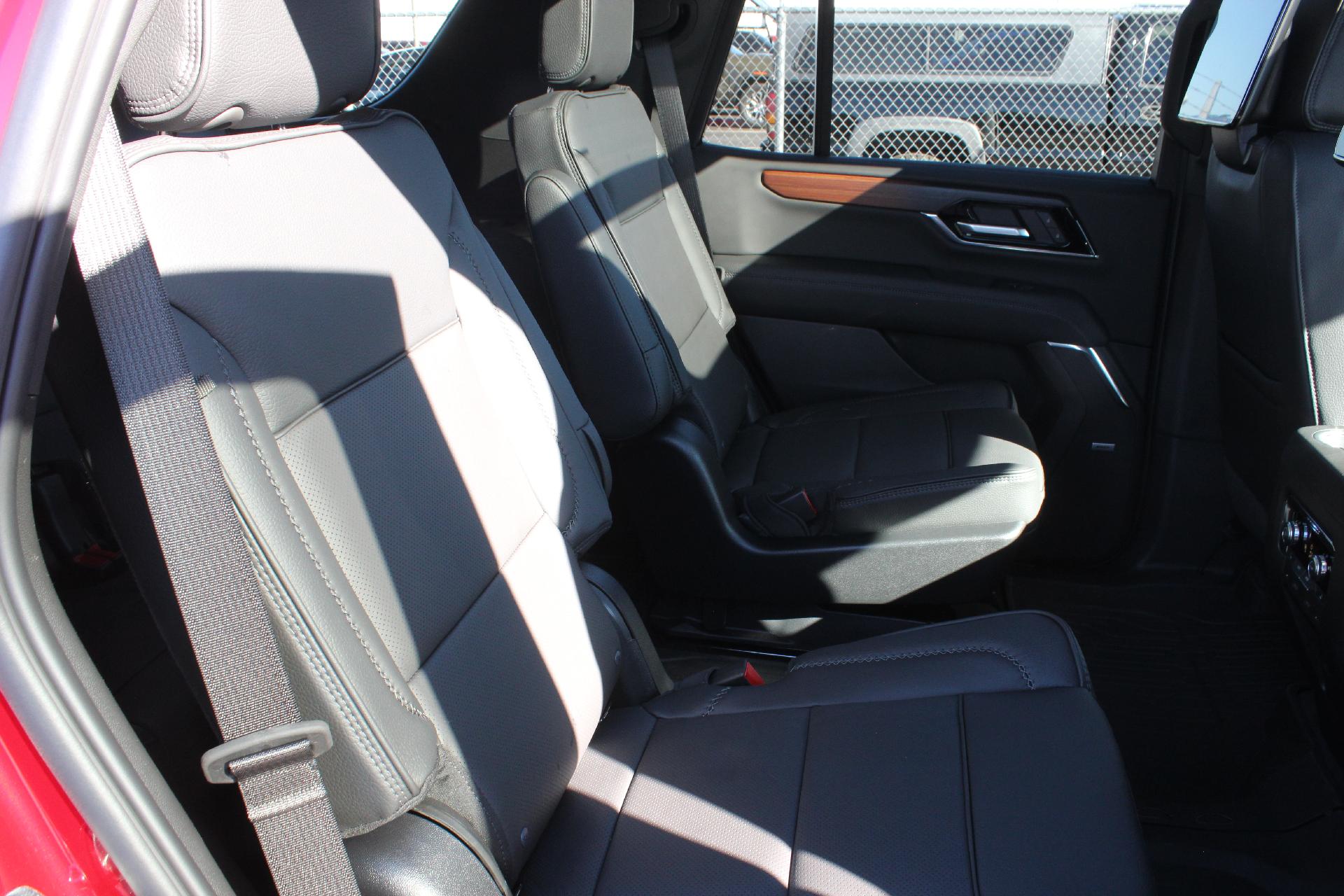 2026 GMC Yukon Vehicle Photo in AURORA, CO 80012-4011