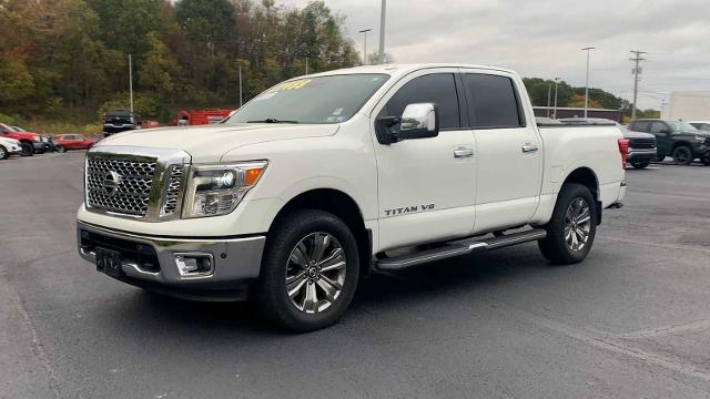 2019 Nissan Titan Vehicle Photo in MOON TOWNSHIP, PA 15108-2571