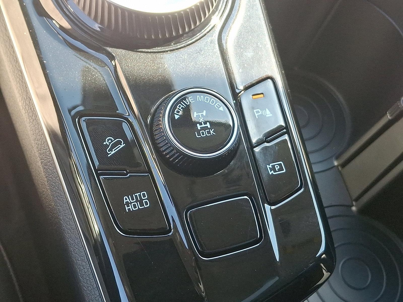 2024 Kia Sportage Hybrid Vehicle Photo in Trevose, PA 19053