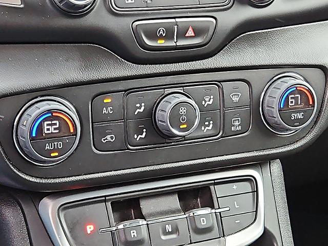 2022 GMC Terrain Vehicle Photo in TREVOSE, PA 19053-4984