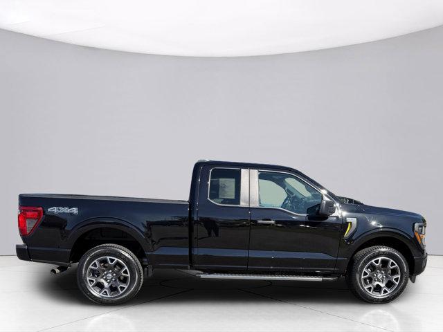2024 Ford F-150 Vehicle Photo in LEOMINSTER, MA 01453-2952