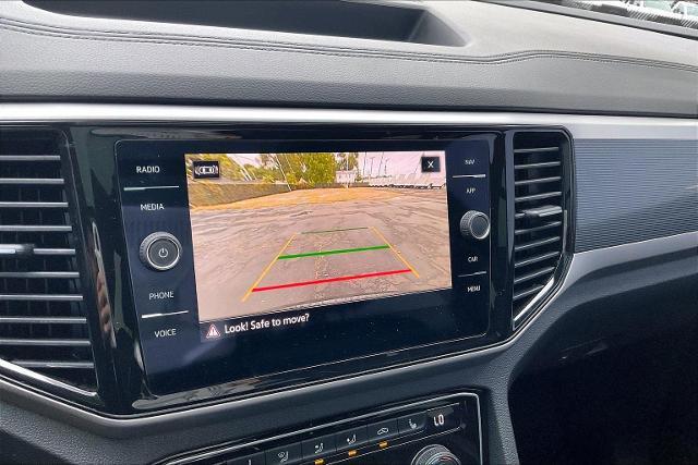 2023 Volkswagen Atlas Vehicle Photo in INDEPENDENCE, MO 64055-1314