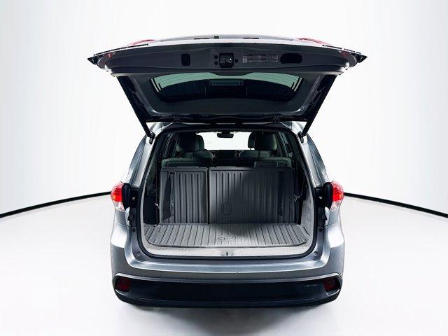 2019 Toyota Highlander Vehicle Photo in Flemington, NJ 08822
