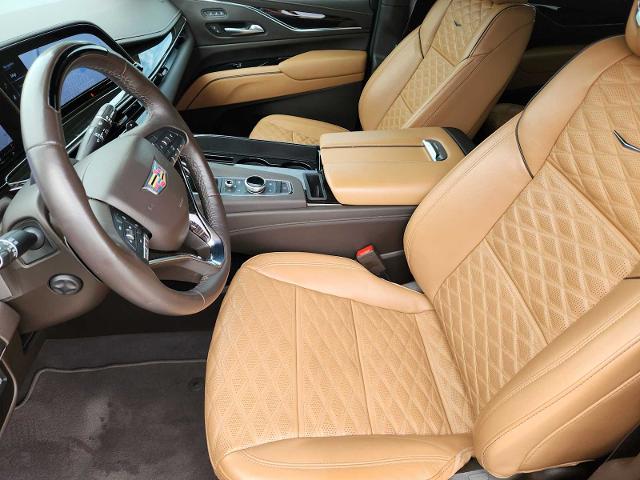 2023 Cadillac Escalade Vehicle Photo in DENTON, TX 76210-9321