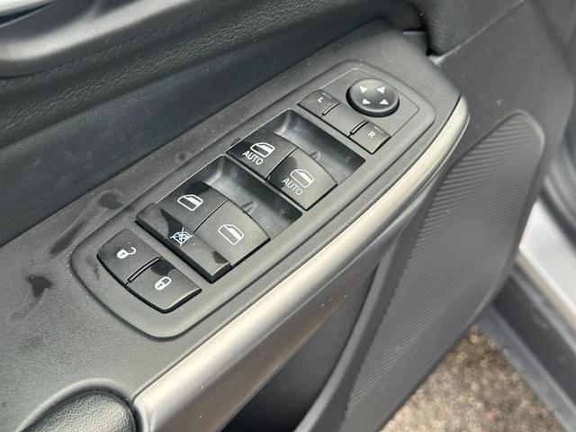 2020 Jeep Cherokee Vehicle Photo in COLUMBIA, MO 65203-3903
