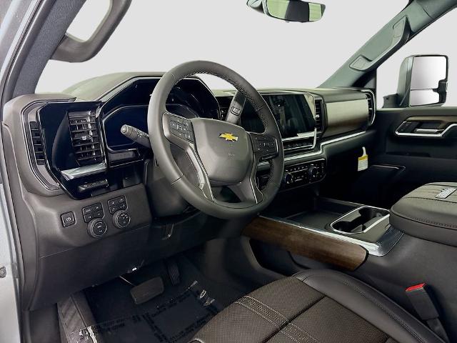 2025 Chevrolet Silverado 3500 HD Vehicle Photo in PUYALLUP, WA 98371-4149