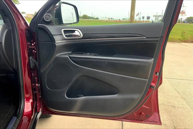 2022 Jeep Grand Cherokee WK Vehicle Photo in TOPEKA, KS 66609-0000