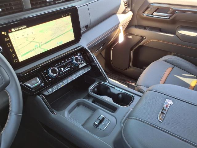 2025 GMC Sierra 2500 HD Vehicle Photo in Denton, TX 76205