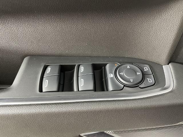 2025 GMC Sierra 1500 Vehicle Photo in GILBERT, AZ 85297-0402