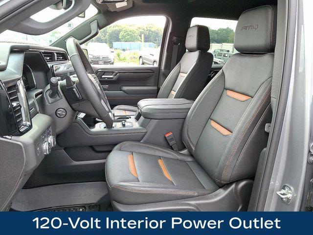 2025 GMC Sierra 1500 Vehicle Photo in DANBURY, CT 06810-5034
